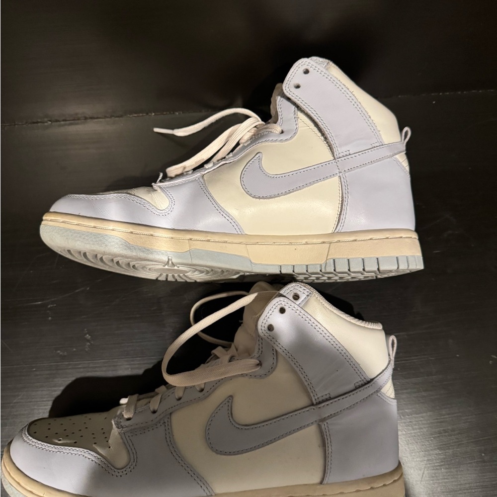 Nike Women's Sneakers - White and Cream